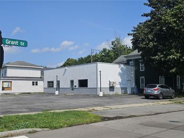 508 S Main St, Newark, NY 14513