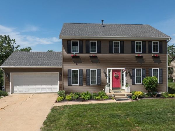 3817 Riverside Drive NE, Cedar Rapids, IA 52411