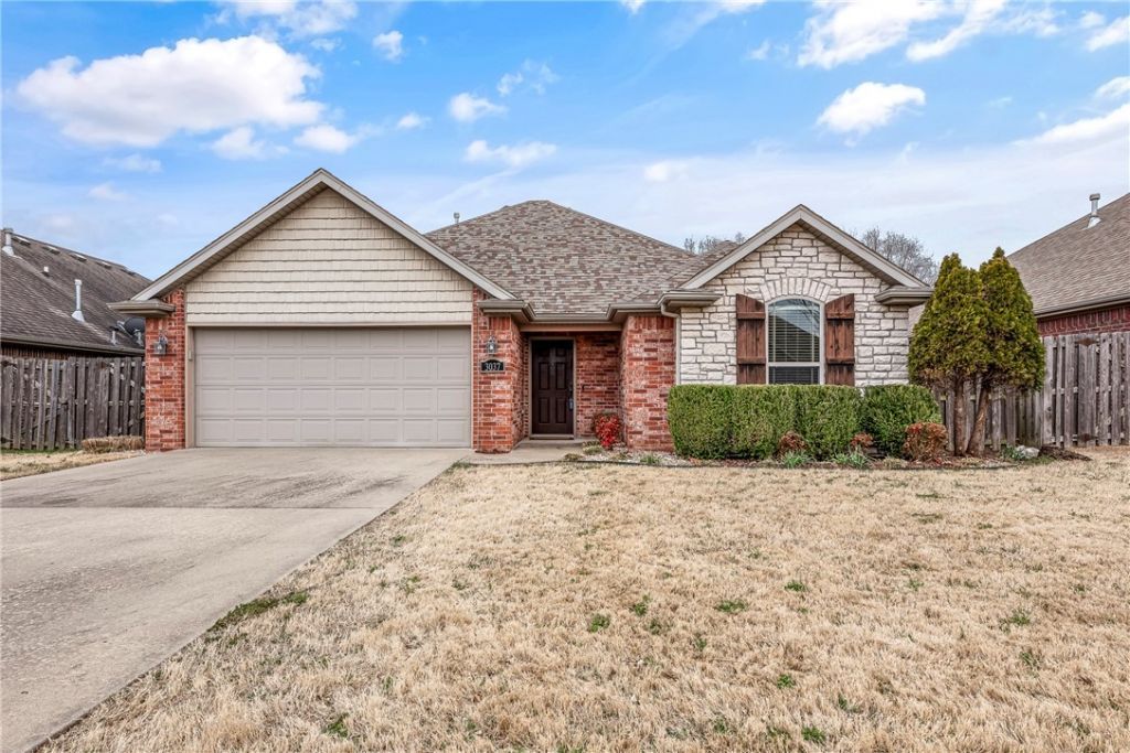 3037 N Azure Avenue, Fayetteville, AR 72704 Main Photo
