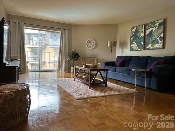 1323 Queens Road, Unit 313, Charlotte, NC 28207