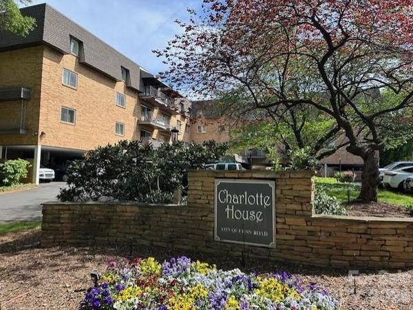 1323 Queens Road, Unit 313, Charlotte, NC 28207