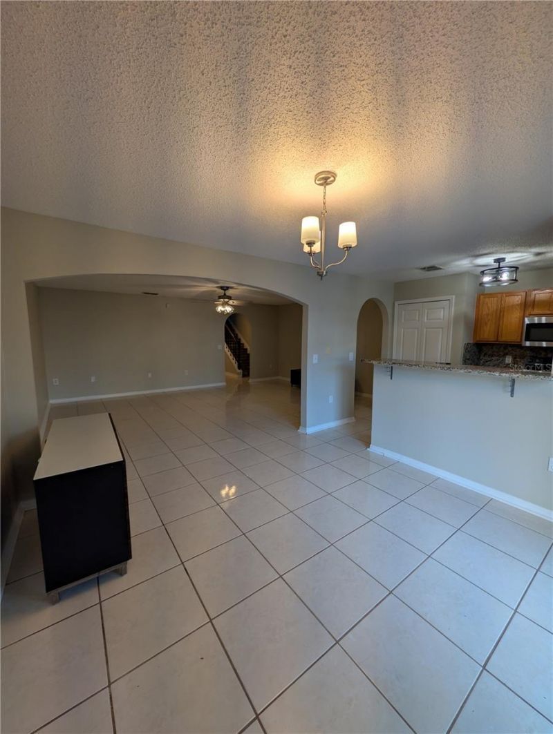 4630 Ashburn Square Drive, Tampa, FL 33610 Photo