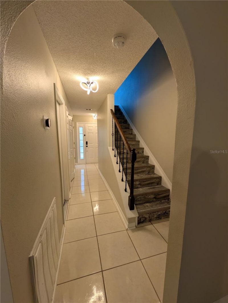 4630 Ashburn Square Drive, Tampa, FL 33610 Photo
