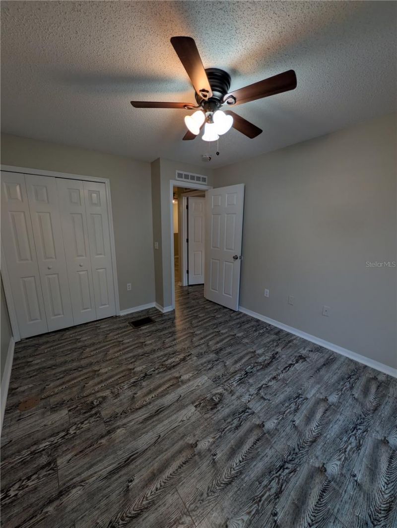 4630 Ashburn Square Drive, Tampa, FL 33610 Photo