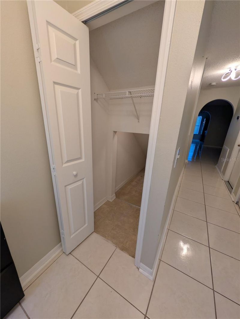 4630 Ashburn Square Drive, Tampa, FL 33610 Photo