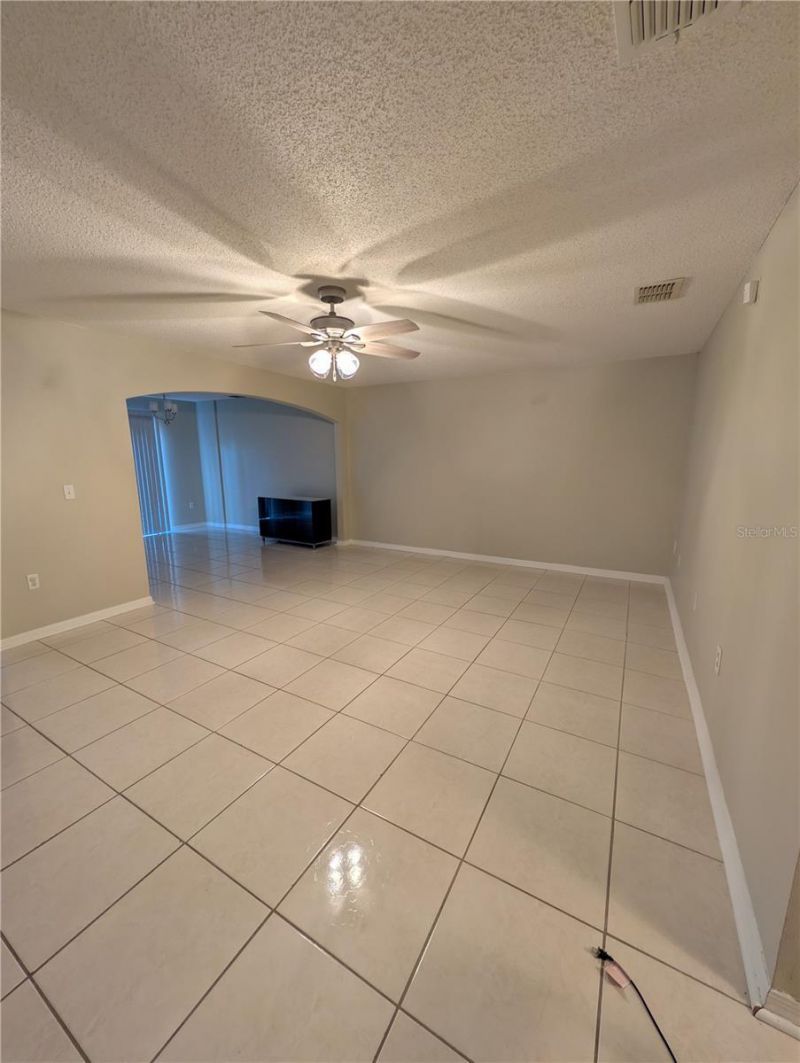 4630 Ashburn Square Drive, Tampa, FL 33610 Photo