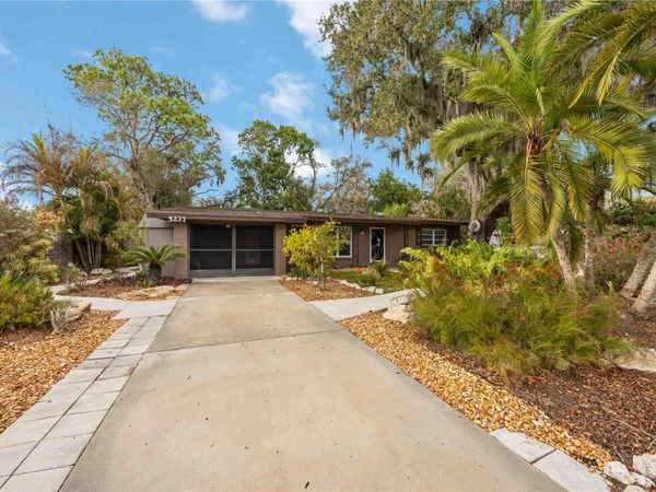 5237 VENTURA AVENUE , SARASOTA, FL 34235
