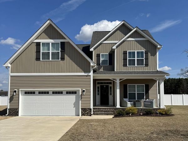 317 Shortleaf Drive, Grimesland, NC 27837