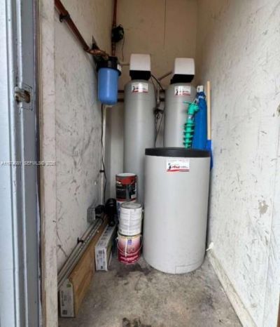 9853 Riverside Dr, Unit 8-24, Coral Springs, FL 33071 Photo