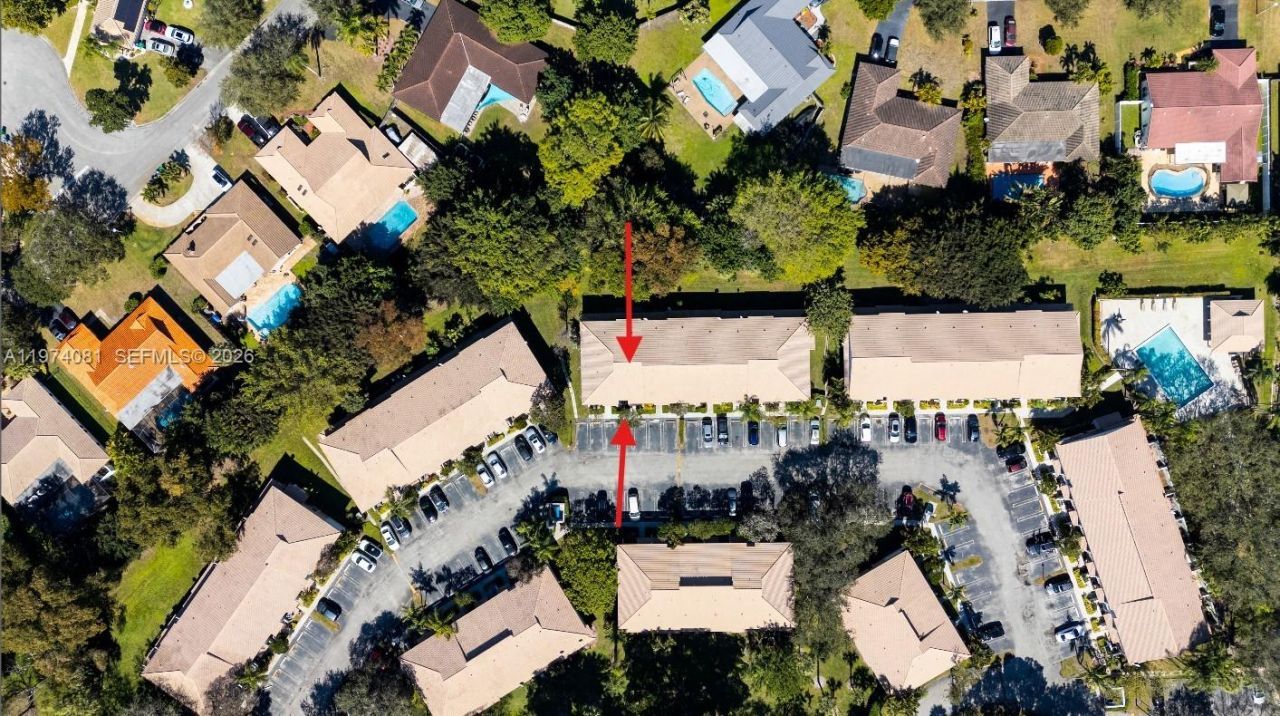 9853 Riverside Dr, Unit 8-24, Coral Springs, FL 33071 Photo