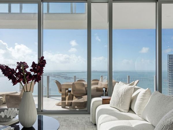 300 Biscayne Boulevard Way, Unit 5002 E, Miami, FL 33131