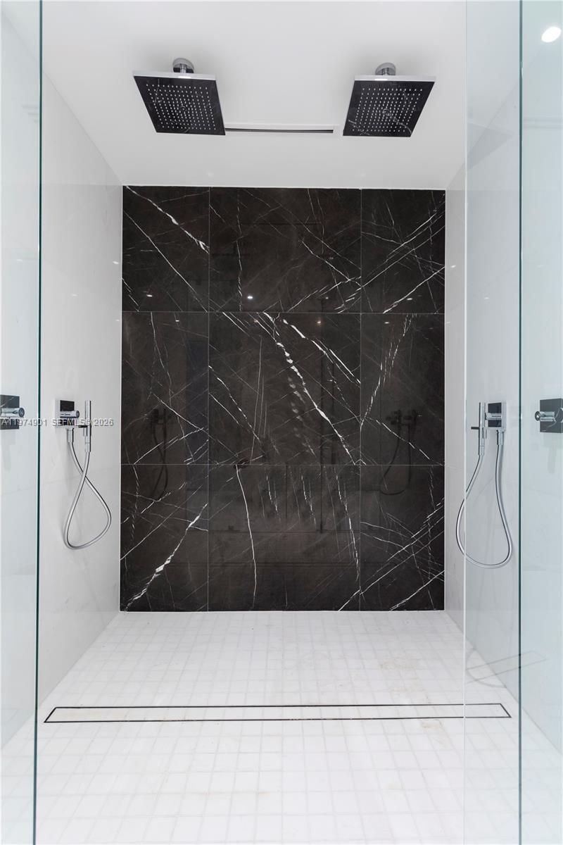 300 Biscayne Boulevard Way, Unit 5002 E, Miami, FL 33131 Photo