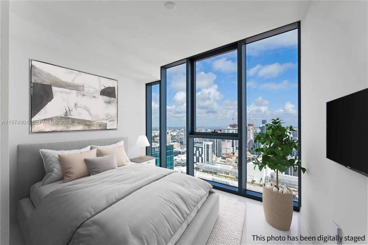 300 Biscayne Boulevard Way, Unit 5002 E, Miami, FL 33131 Photo