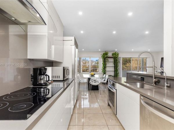 1400 N Tallwood Ave, Unit 306, Hollywood, FL 33021