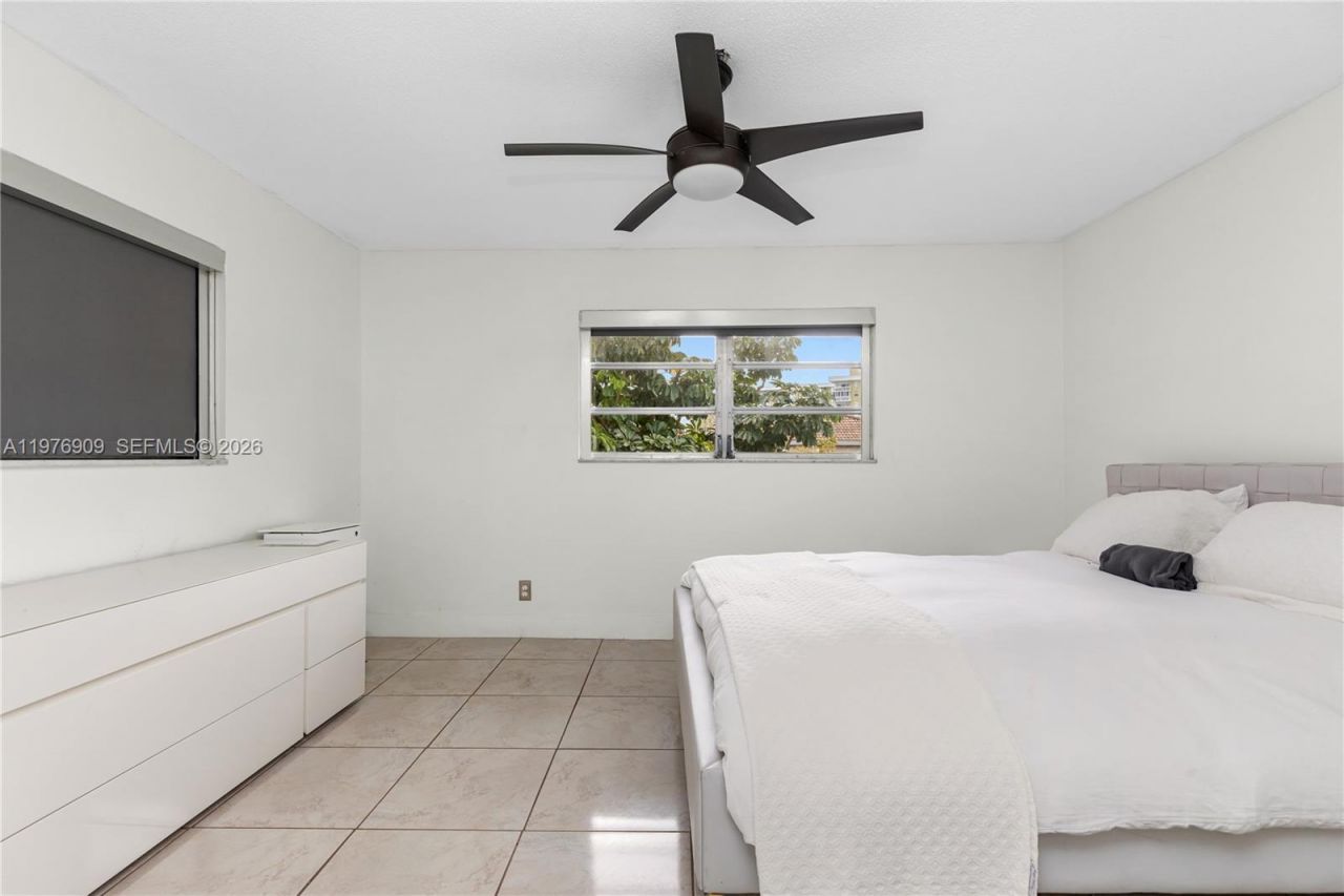 1400 N Tallwood Ave, Unit 306, Hollywood, FL 33021 Photo
