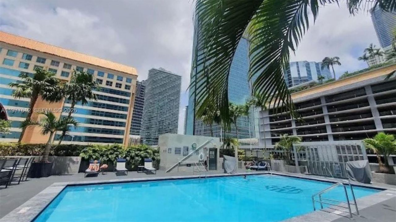 185 SE 14th Ter , Unit 812, Miami, FL 33131 Photo