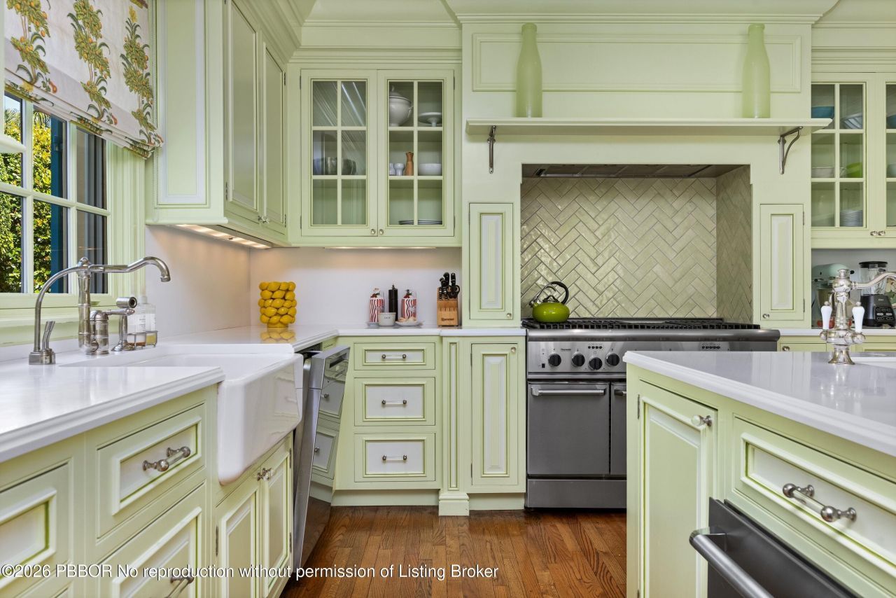 246 Emerald Lane, Palm Beach, FL 33480 Photo