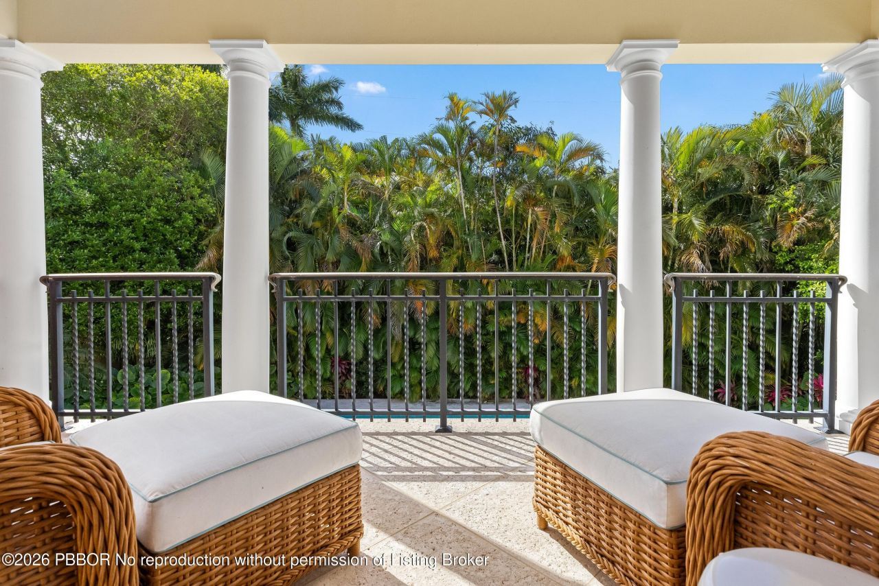 246 Emerald Lane, Palm Beach, FL 33480 Photo