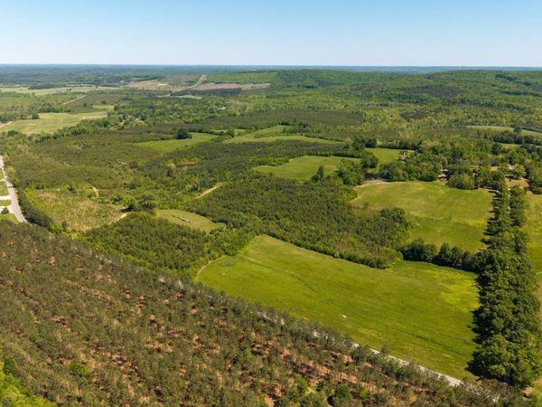 4332 HALIFAX RD, Chatham, VA 24531