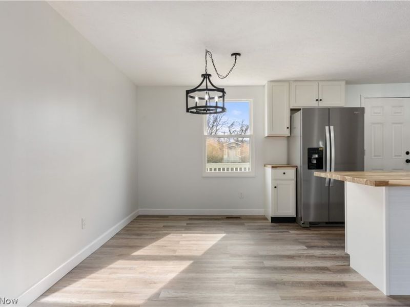 350 Silver Meadows Drive, Kent, OH 44240 Photo 17