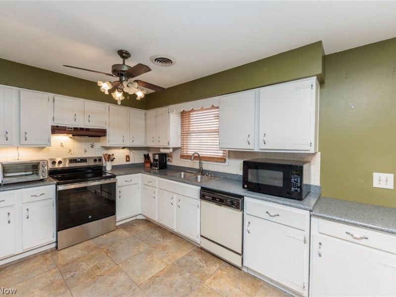 308 Jones Road, Wellington, OH 44090 Photo 14