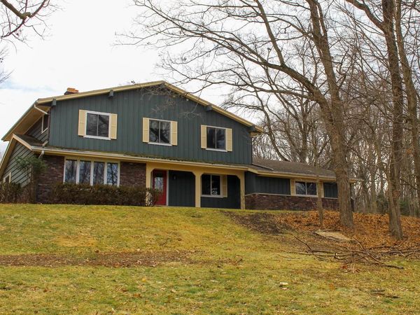 W3490 Oakwood DRIVE, Lake Geneva, WI 53147