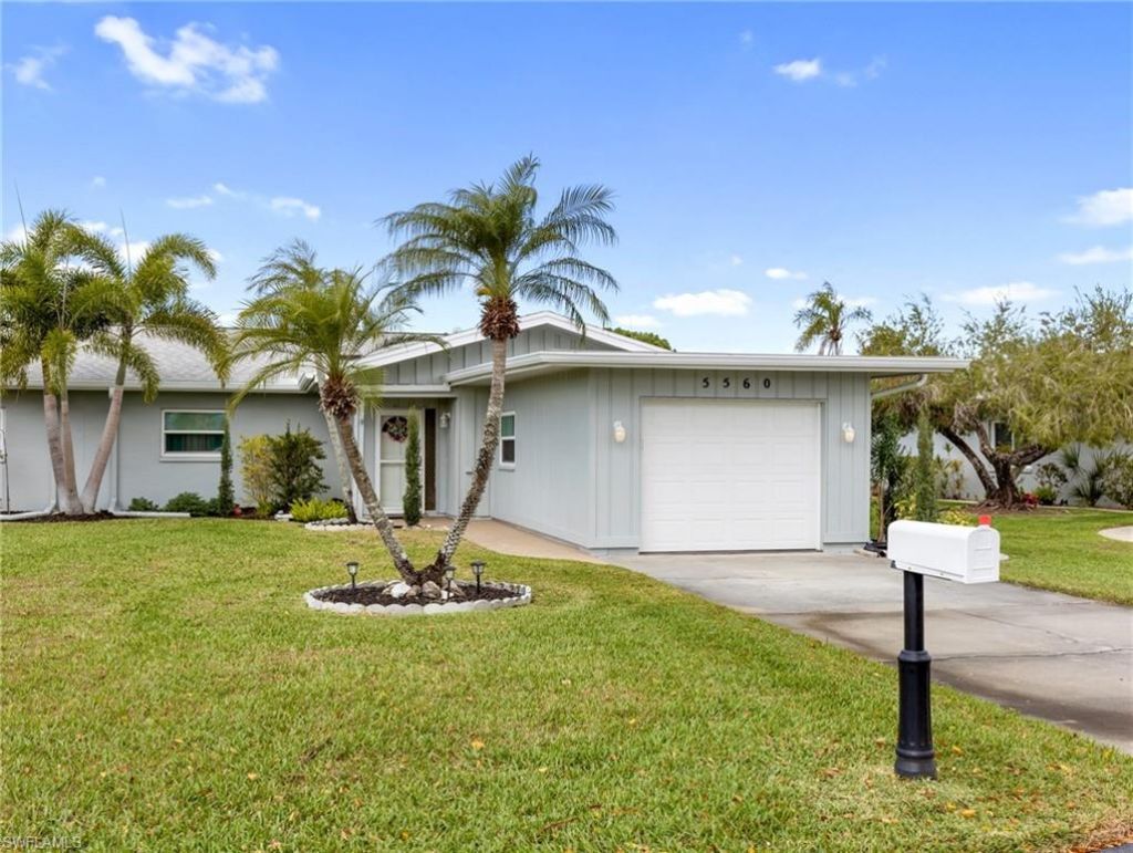 5560 Trellis Ln, Fort Myers, FL 33919 Photo