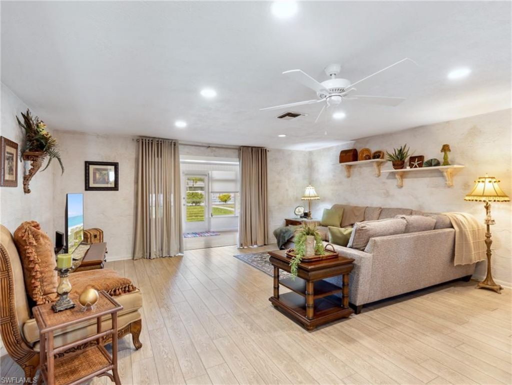 5560 Trellis Ln, Fort Myers, FL 33919 Photo