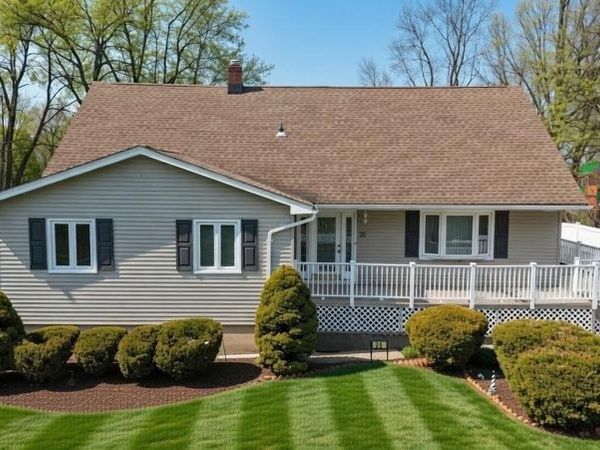 35 Thompson Ave, Woodbridge, NJ 08863