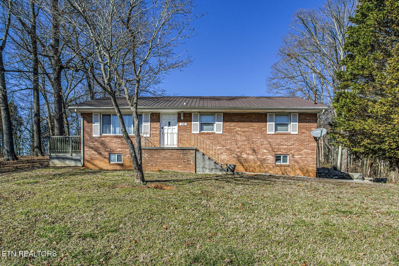 105 Port Madison Drive, Loudon, TN 37774 Main Photo