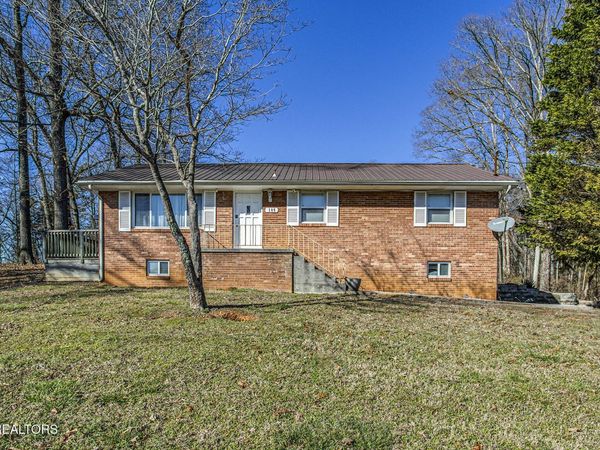 105 Port Madison Drive, Loudon, TN 37774