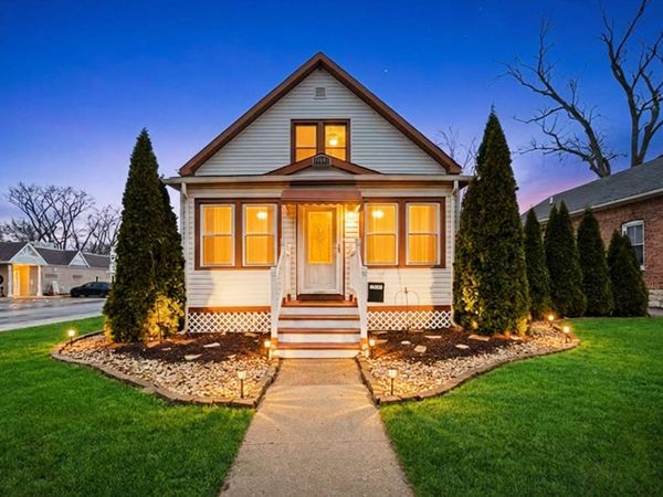 17201 Oak Park Avenue , Tinley Park, IL 60477