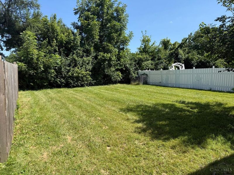 10124 Chester Road, Woodlawn, OH 45215 Photo 2