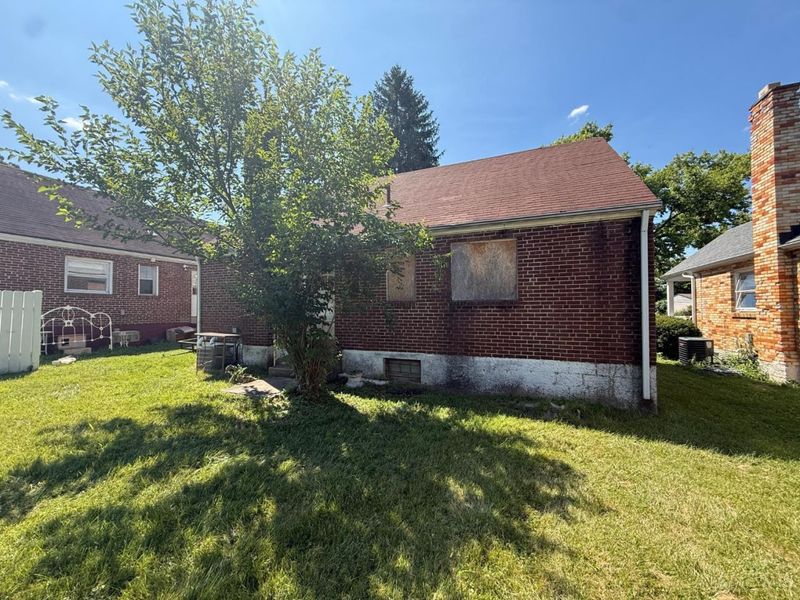 10124 Chester Road, Woodlawn, OH 45215 Photo 3
