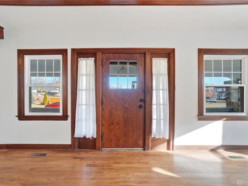 25 Englewood Road, Springfield, OH 45504 Photo 2