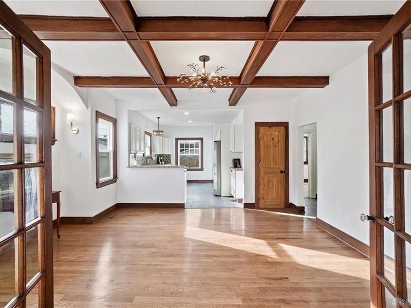 25 Englewood Road, Springfield, OH 45504 Photo 9