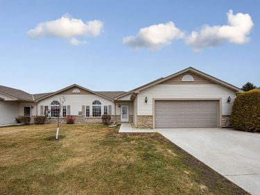 1111 25th Avenue NW, Faribault, MN 55021