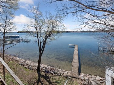 4877 Island View Drive, Mound, MN 55364