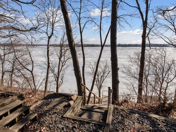 4877 Island View Drive , Mound, MN 55364