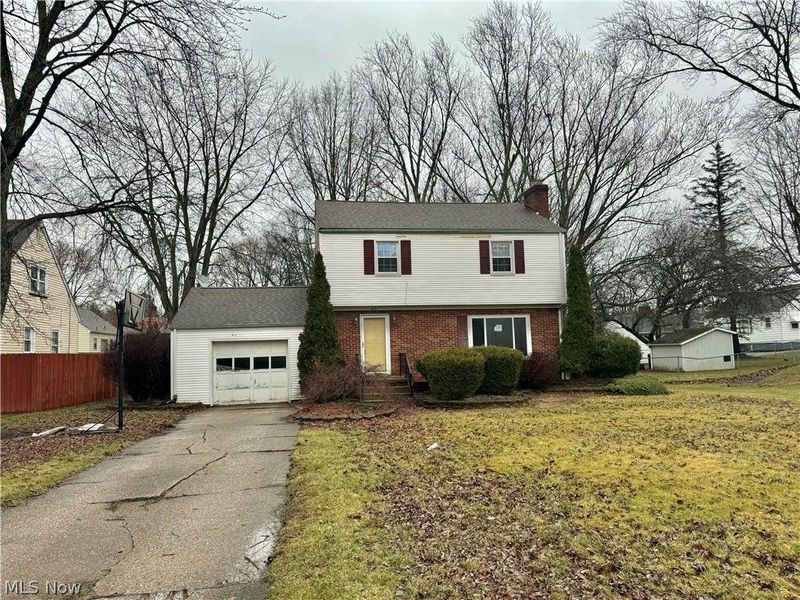 4715 Euclid Boulevard, Youngstown, OH 44512 Photo 2