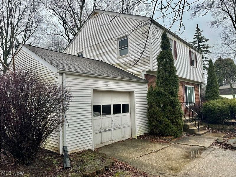 4715 Euclid Boulevard, Youngstown, OH 44512 Photo 4