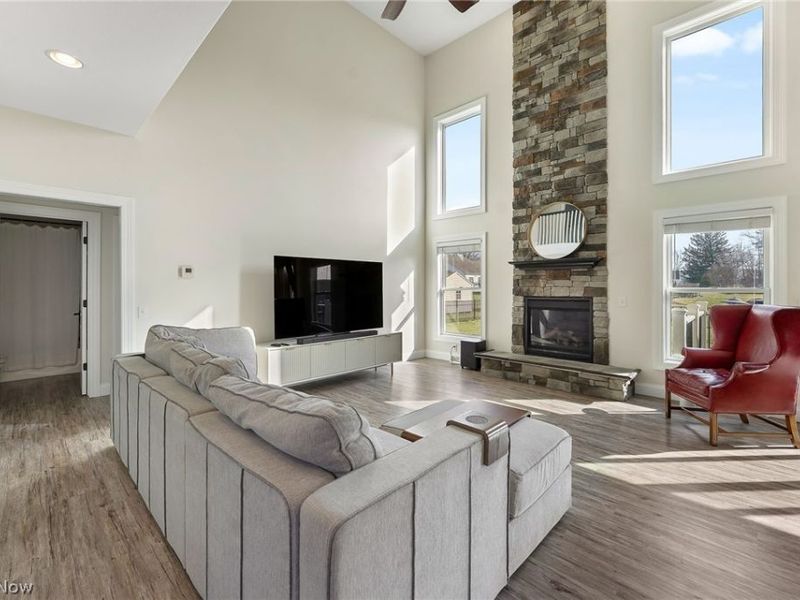 524 Berklee Drive, Poland, OH 44514 Photo 10