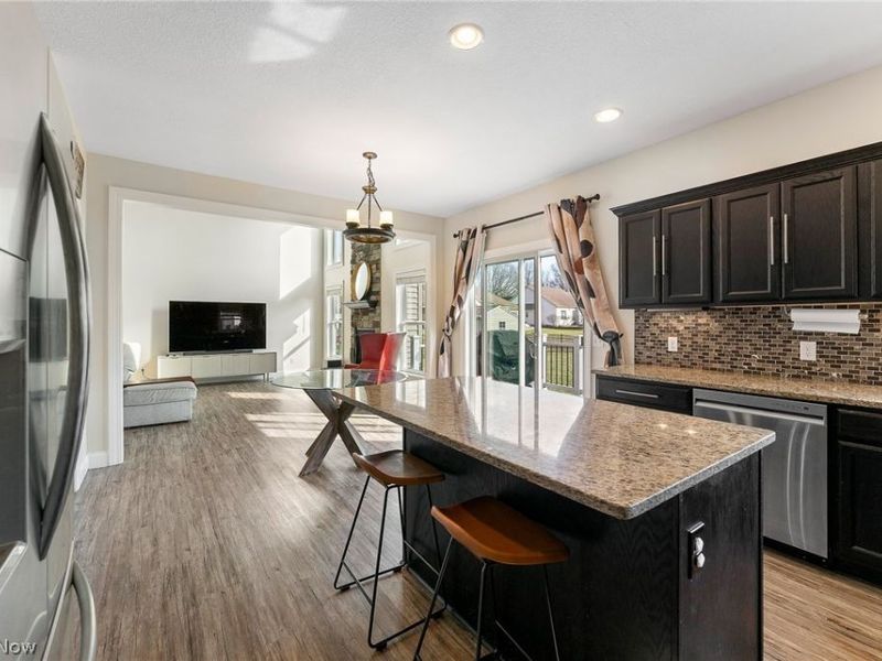 524 Berklee Drive, Poland, OH 44514 Photo 2