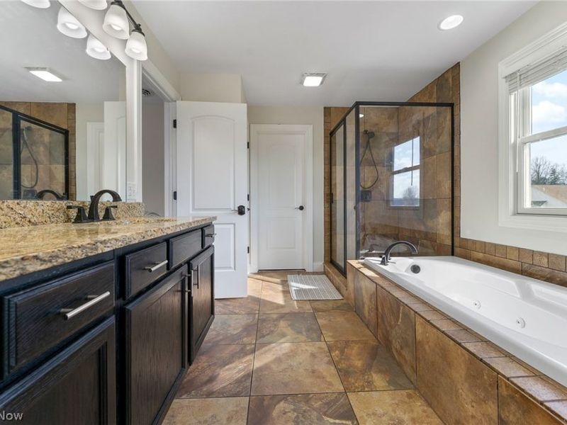 524 Berklee Drive, Poland, OH 44514 Photo 20