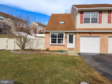 2627 TAMLYNN COURT, EASTON, PA 18045