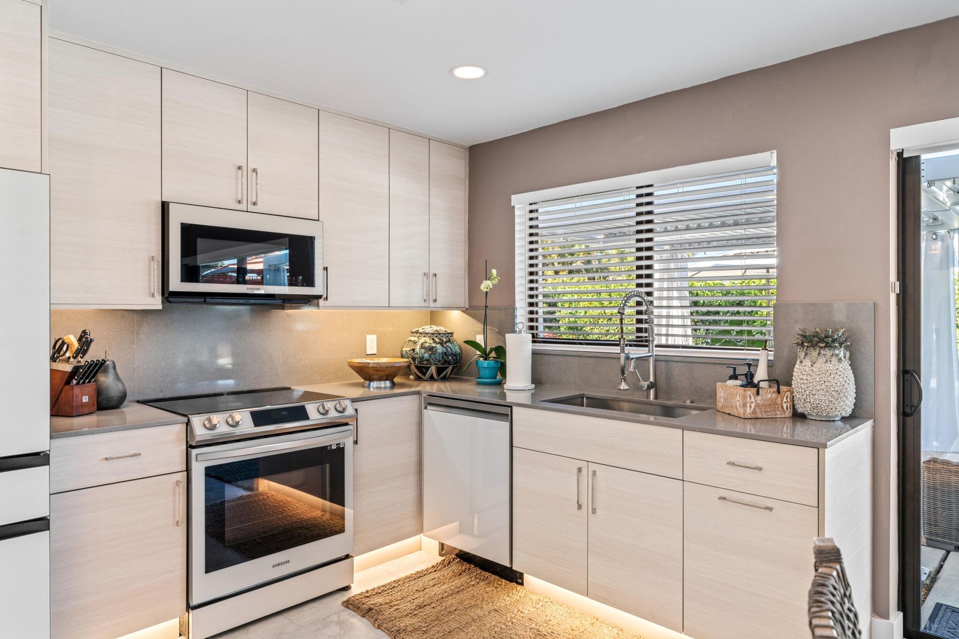 3605 S Lake Drive, Boynton Beach, FL 33435 Photo