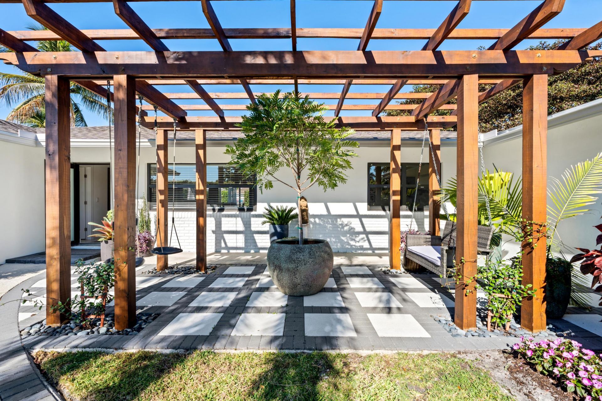 3605 S Lake Drive, Boynton Beach, FL 33435 Photo