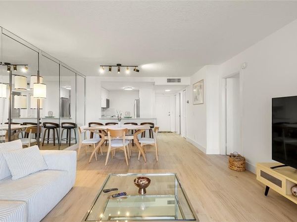 2000 S Ocean Boulevard, Unit 2P, Lauderdale-By-The-Sea, FL 33062