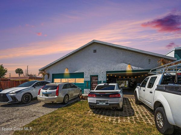 150 S Orlando Avenue, Cocoa Beach, FL 32931