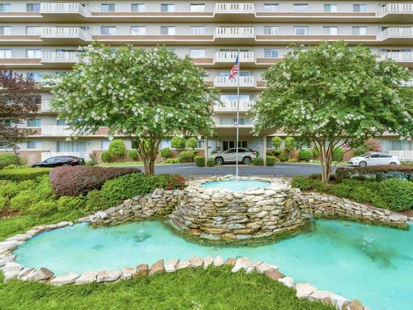 1960 N PARKWAY AVE N, Unit 906, Memphis, TN 38112